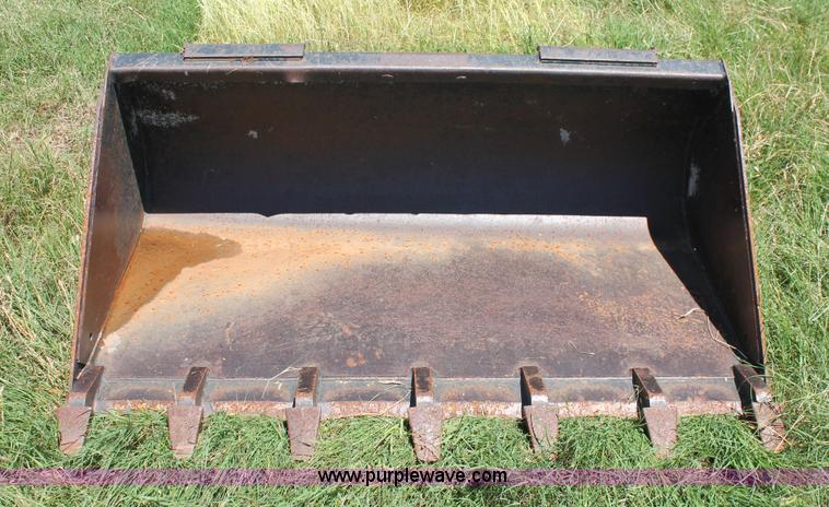 image for item K8797 John Deere skid steer bucket