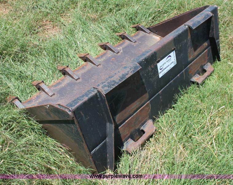 image for item K8797 John Deere skid steer bucket