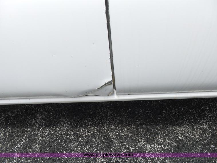 image for item L2035 2002 GMC Sierra 1500 Ext. Cab pickup truck