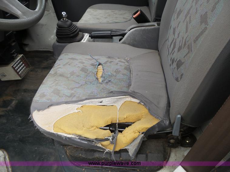 image for item L2036 2006 Tiger Star compact pickup truck