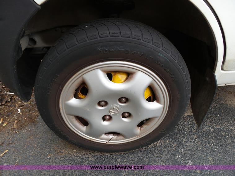 image for item L2036 2006 Tiger Star compact pickup truck