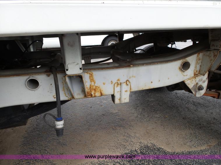 image for item L2036 2006 Tiger Star compact pickup truck