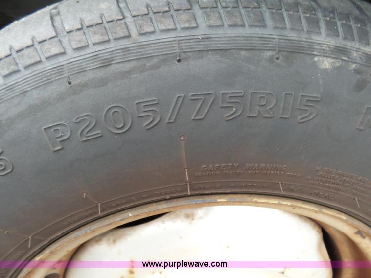 image for item L2037 1990 Dodge Dakota pickup truck