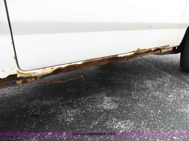 image for item L2037 1990 Dodge Dakota pickup truck