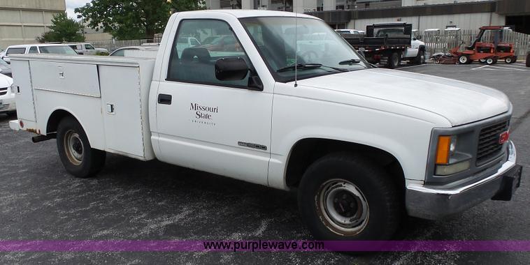 image for item L2038 1994 GMC 1500 utility truck