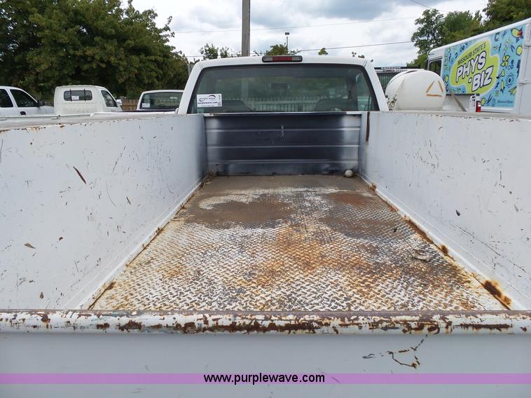 image for item L2038 1994 GMC 1500 utility truck