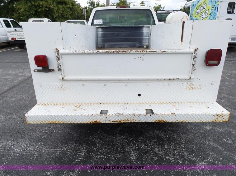 image for item L2038 1994 GMC 1500 utility truck