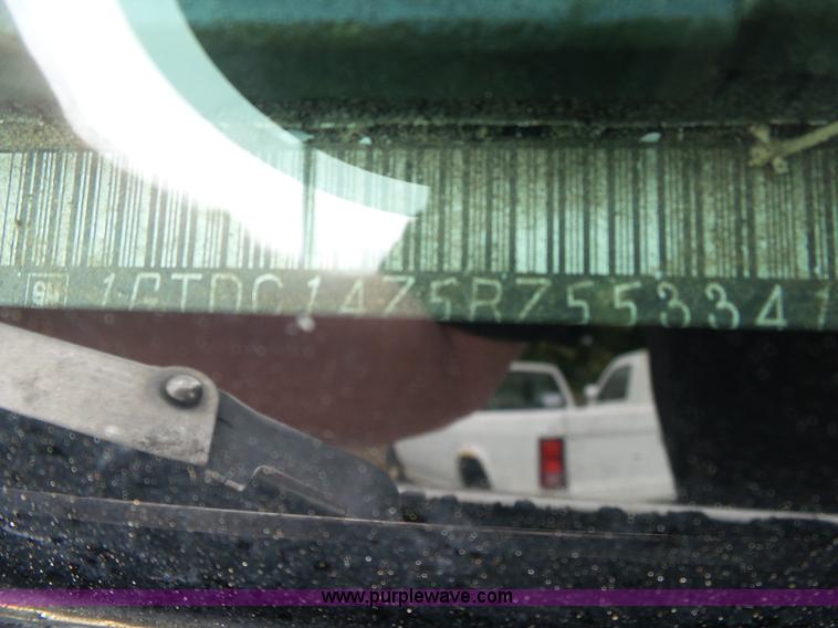 image for item L2038 1994 GMC 1500 utility truck