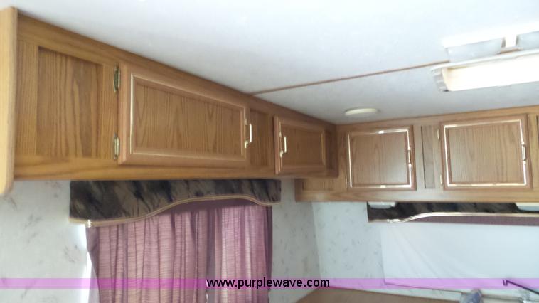 image for item L2055 1994 Jayco camper