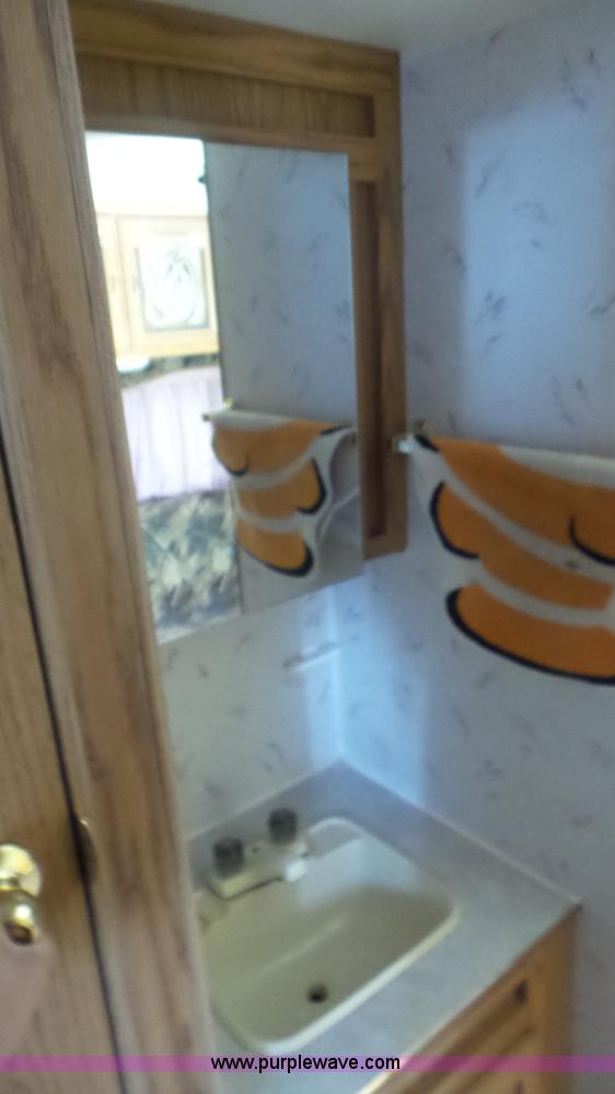 image for item L2055 1994 Jayco camper