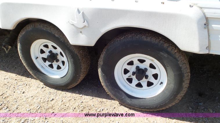 image for item L2055 1994 Jayco camper