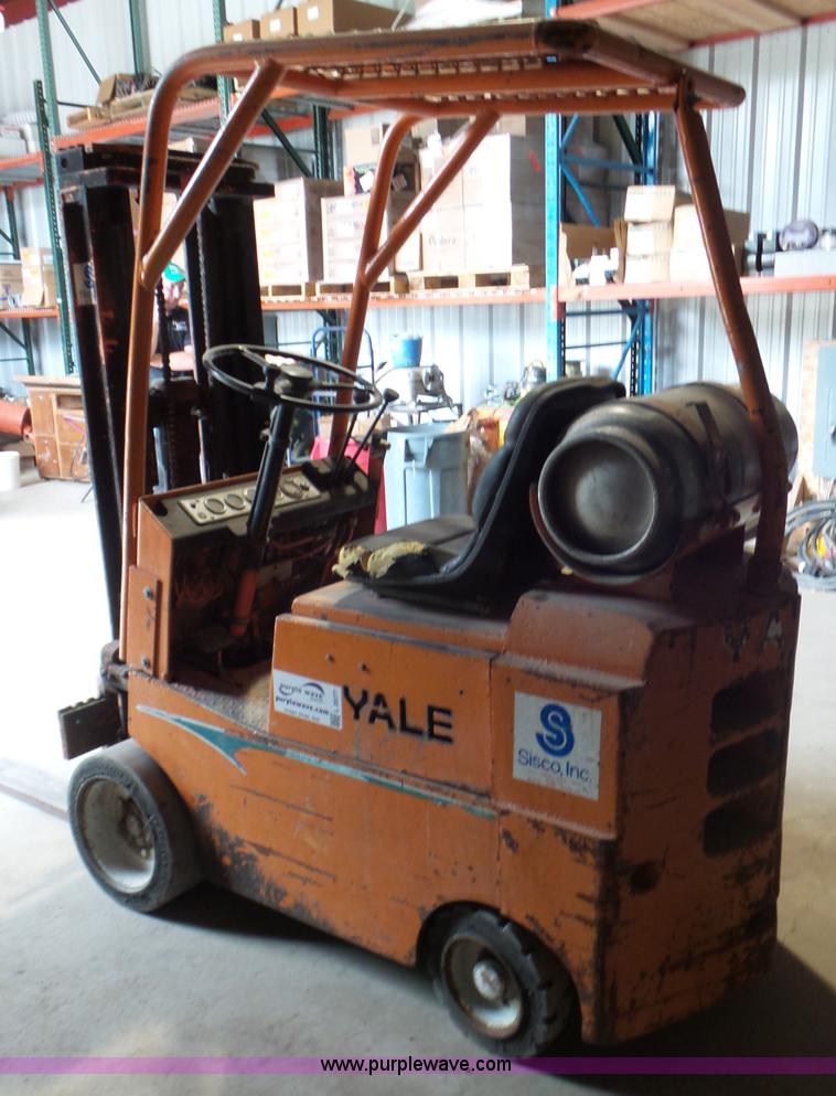 image for item L2077 Yale rough terrain forklift