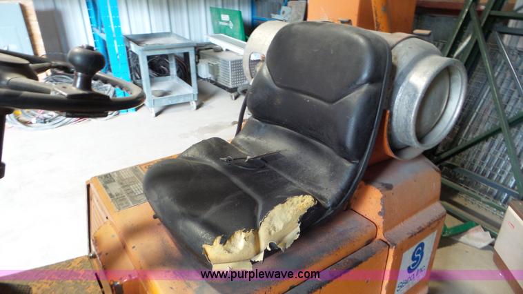 image for item L2077 Yale rough terrain forklift