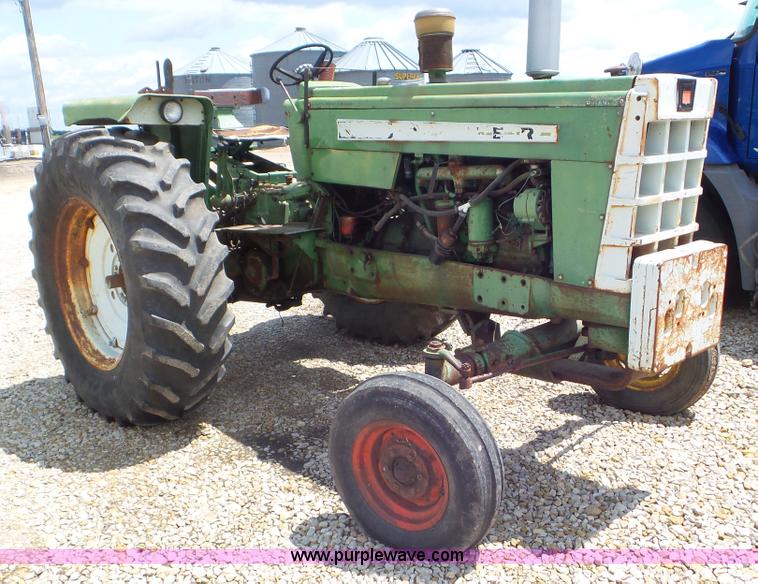 image for item L2078 Oliver 1600 tractor