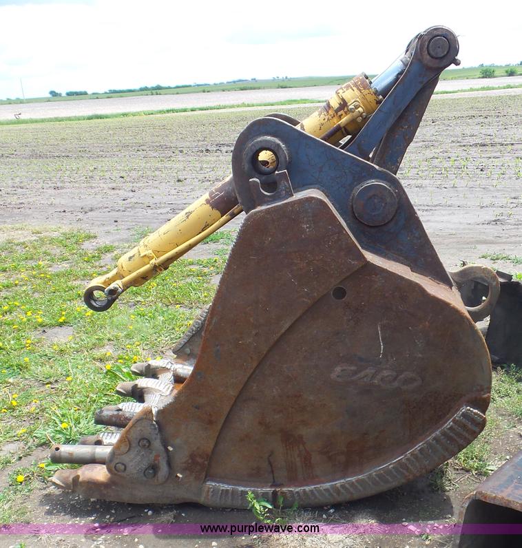 image for item L2082 Esco excavator bucket