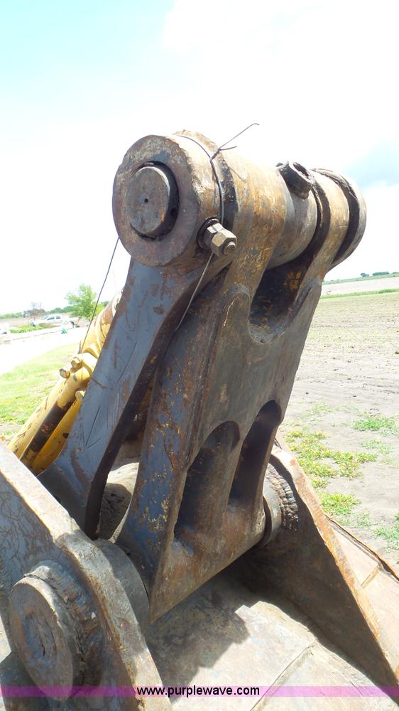 image for item L2082 Esco excavator bucket