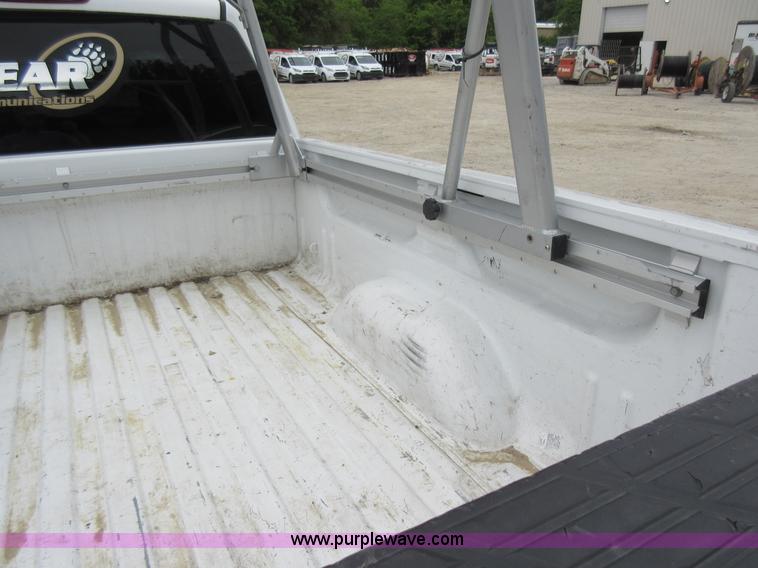 image for item L2752 2008 GMC Sierra 1500 pickup truck