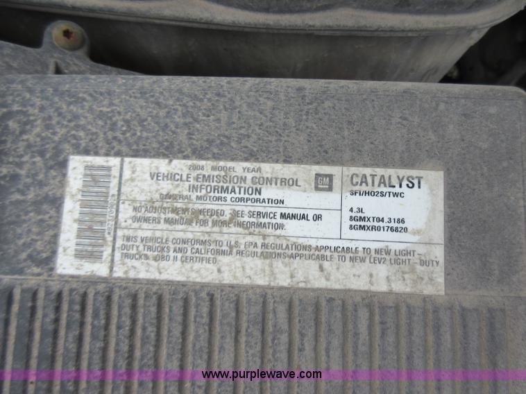 image for item L2752 2008 GMC Sierra 1500 pickup truck