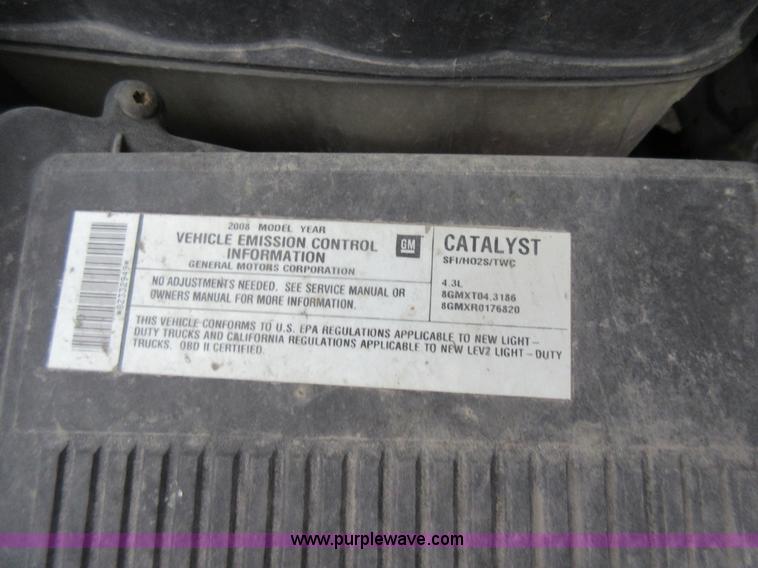image for item L2754 2008 GMC Sierra 1500 pickup truck