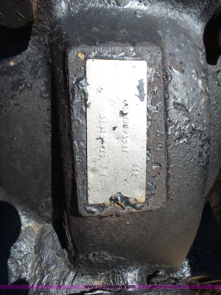 image for item L6357 1995 Freightliner FL70 truck cab and chassis