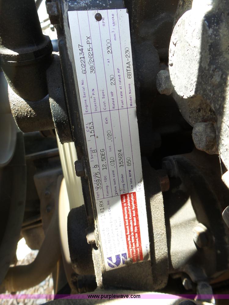 image for item L6357 1995 Freightliner FL70 truck cab and chassis