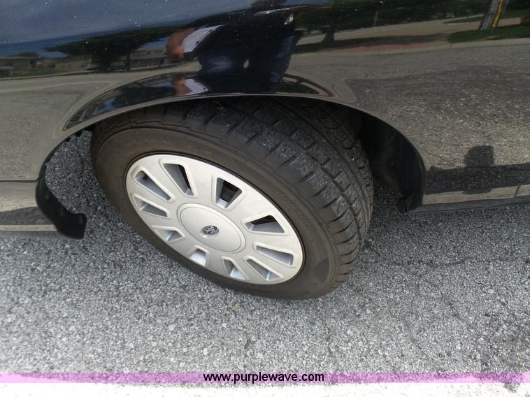 image for item L7051 2011 Ford Crown Victoria Police Interceptor