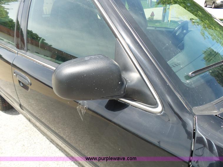 image for item L7051 2011 Ford Crown Victoria Police Interceptor