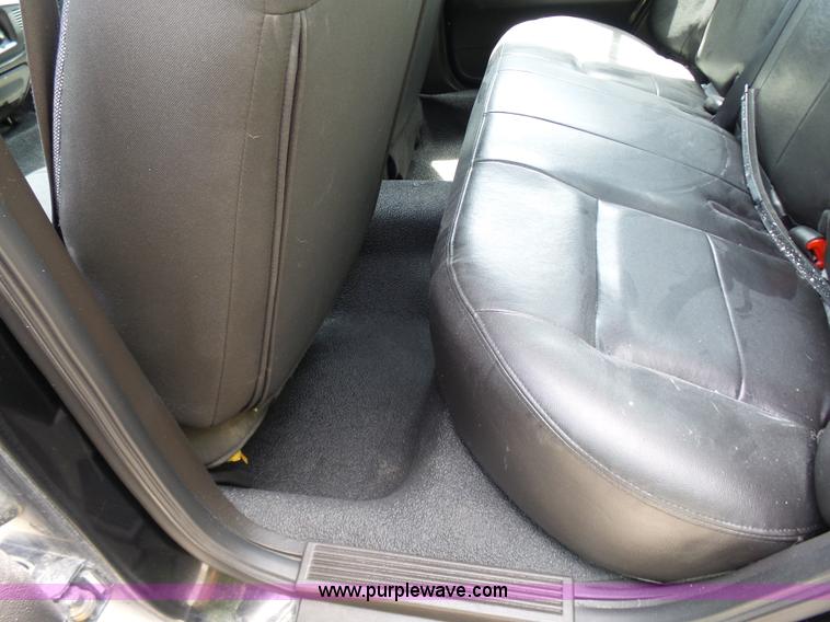 image for item L7051 2011 Ford Crown Victoria Police Interceptor