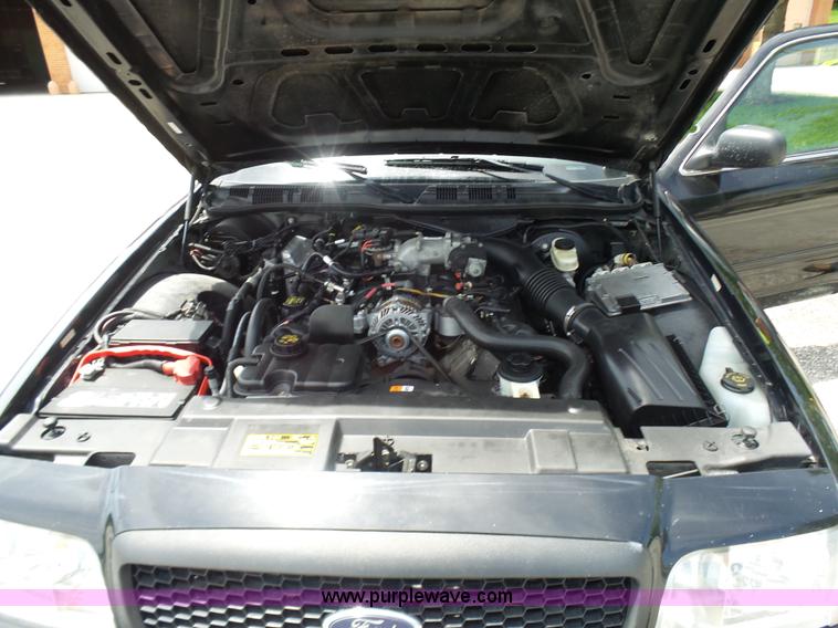 image for item L7051 2011 Ford Crown Victoria Police Interceptor