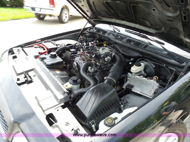 image for item L7051 2011 Ford Crown Victoria Police Interceptor