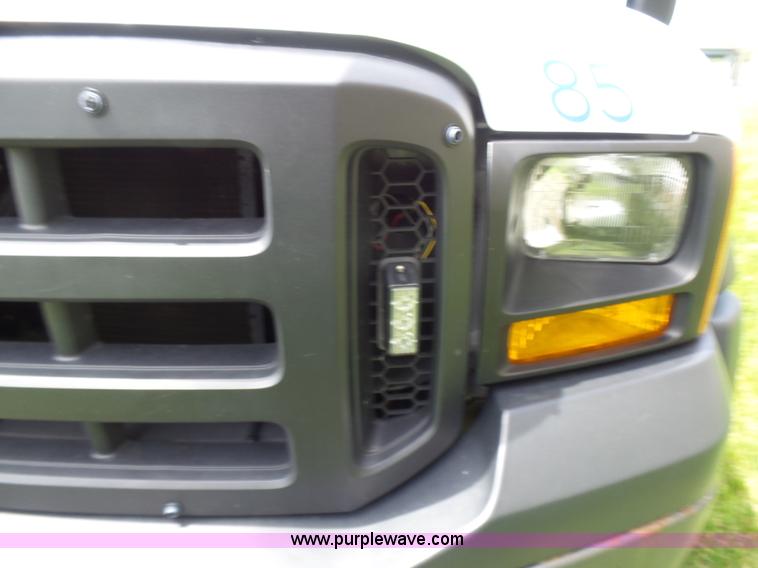 image for item L7065 2007 Ford F450 Super Duty XL dump flatbed truck