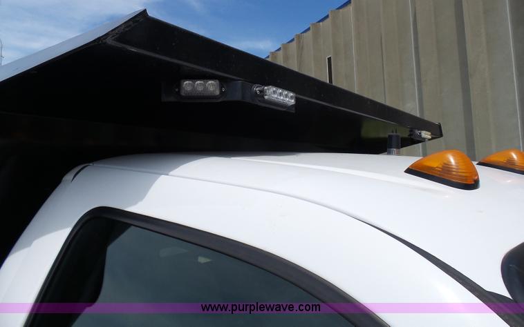 image for item L7065 2007 Ford F450 Super Duty XL dump flatbed truck