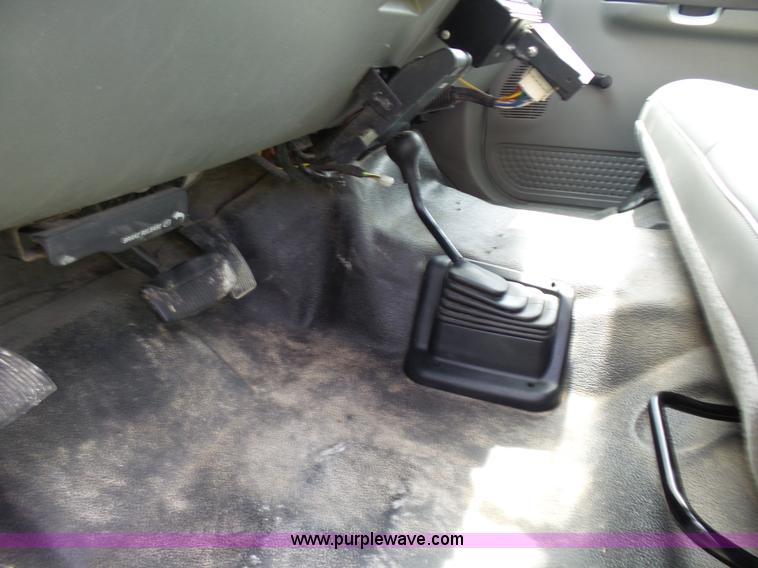 image for item L7065 2007 Ford F450 Super Duty XL dump flatbed truck