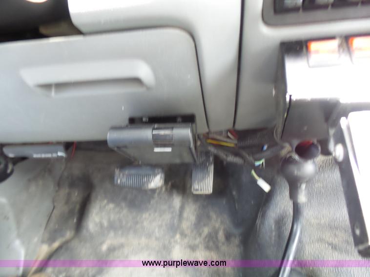 image for item L7065 2007 Ford F450 Super Duty XL dump flatbed truck