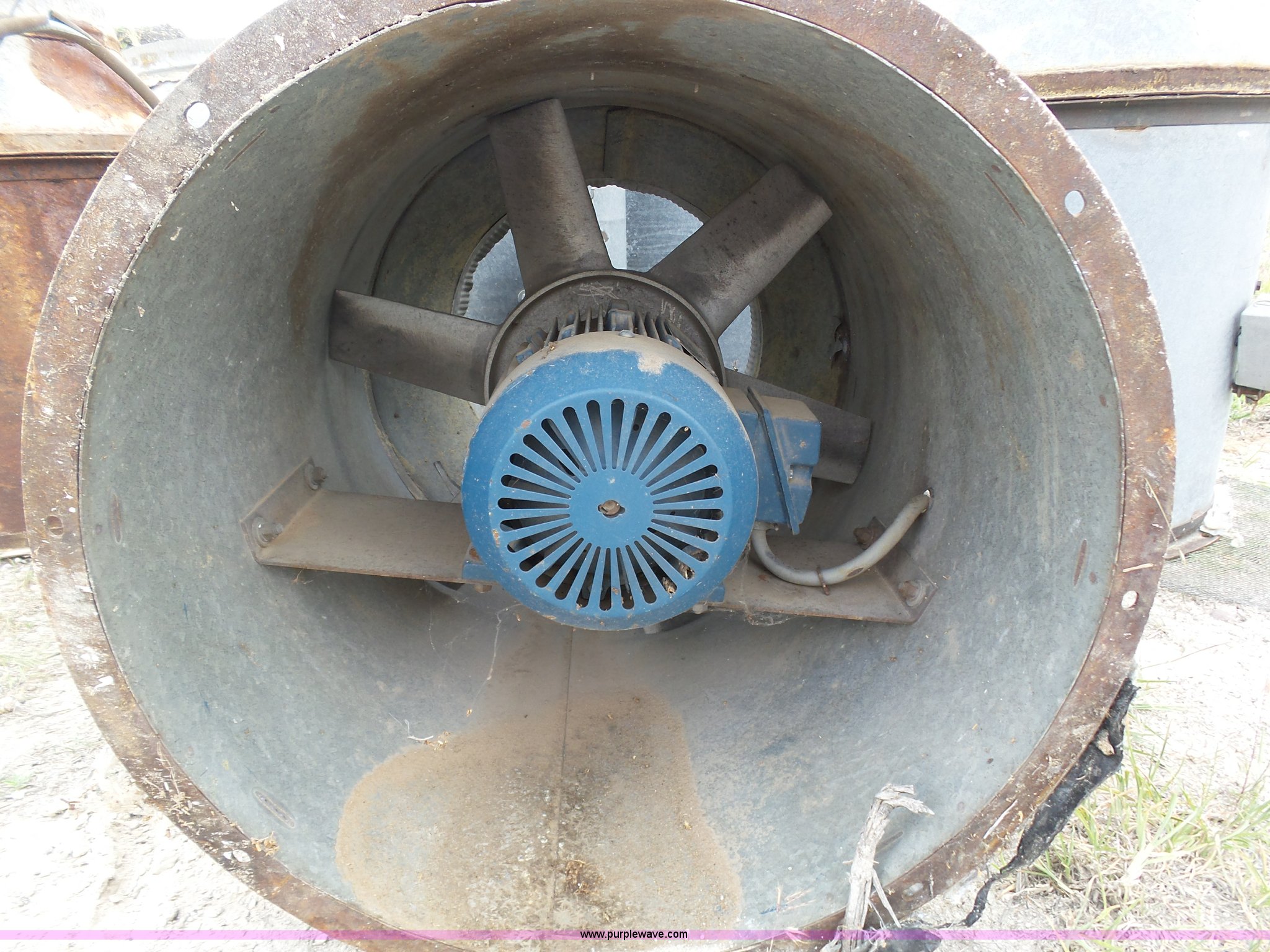 (7) grain bin exhaust fans in Dodge City, KS Item J6116 sold Purple