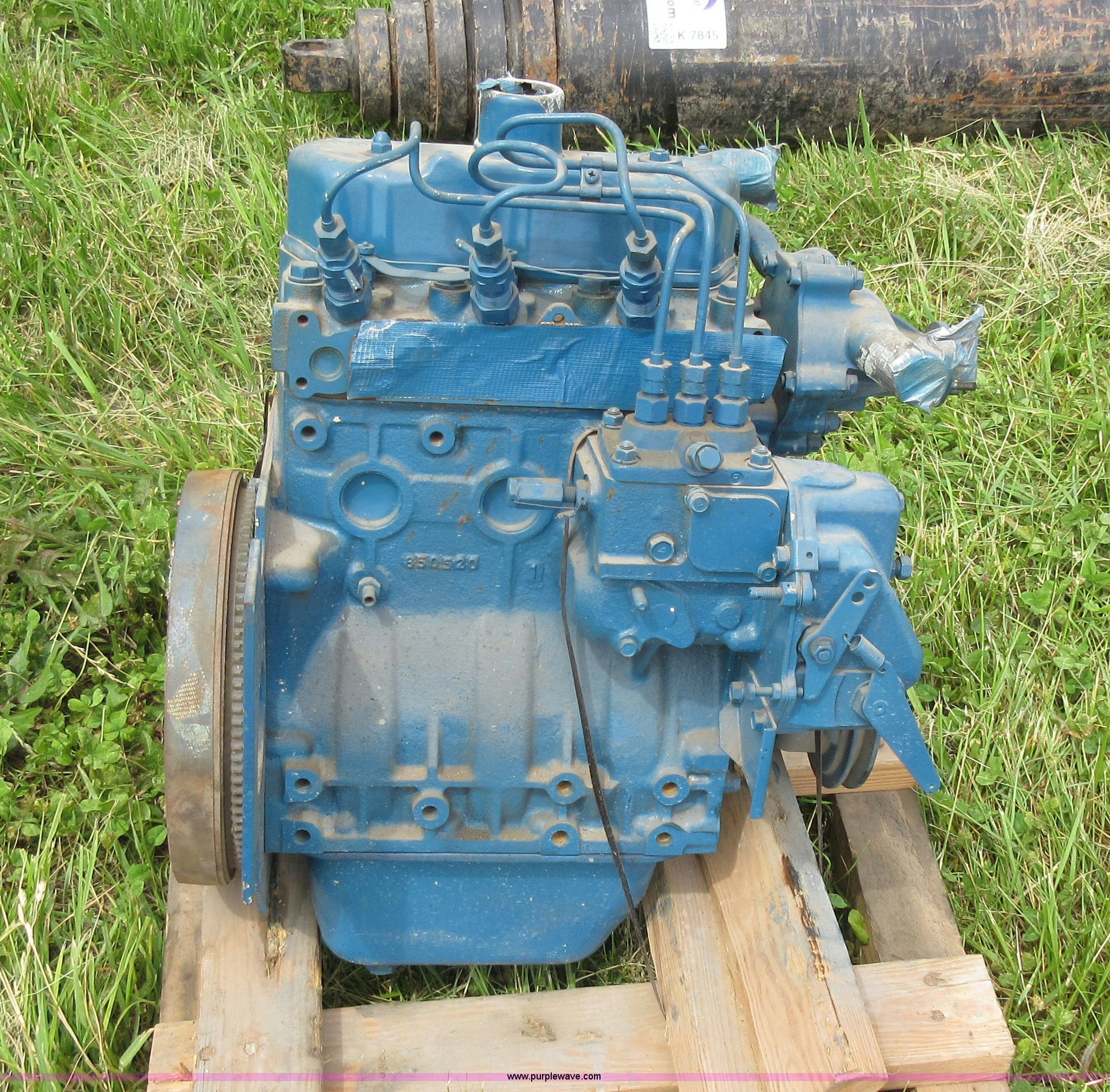 Massey three cylinder diesel engine in Leeton, MO | Item K7843 sold ...