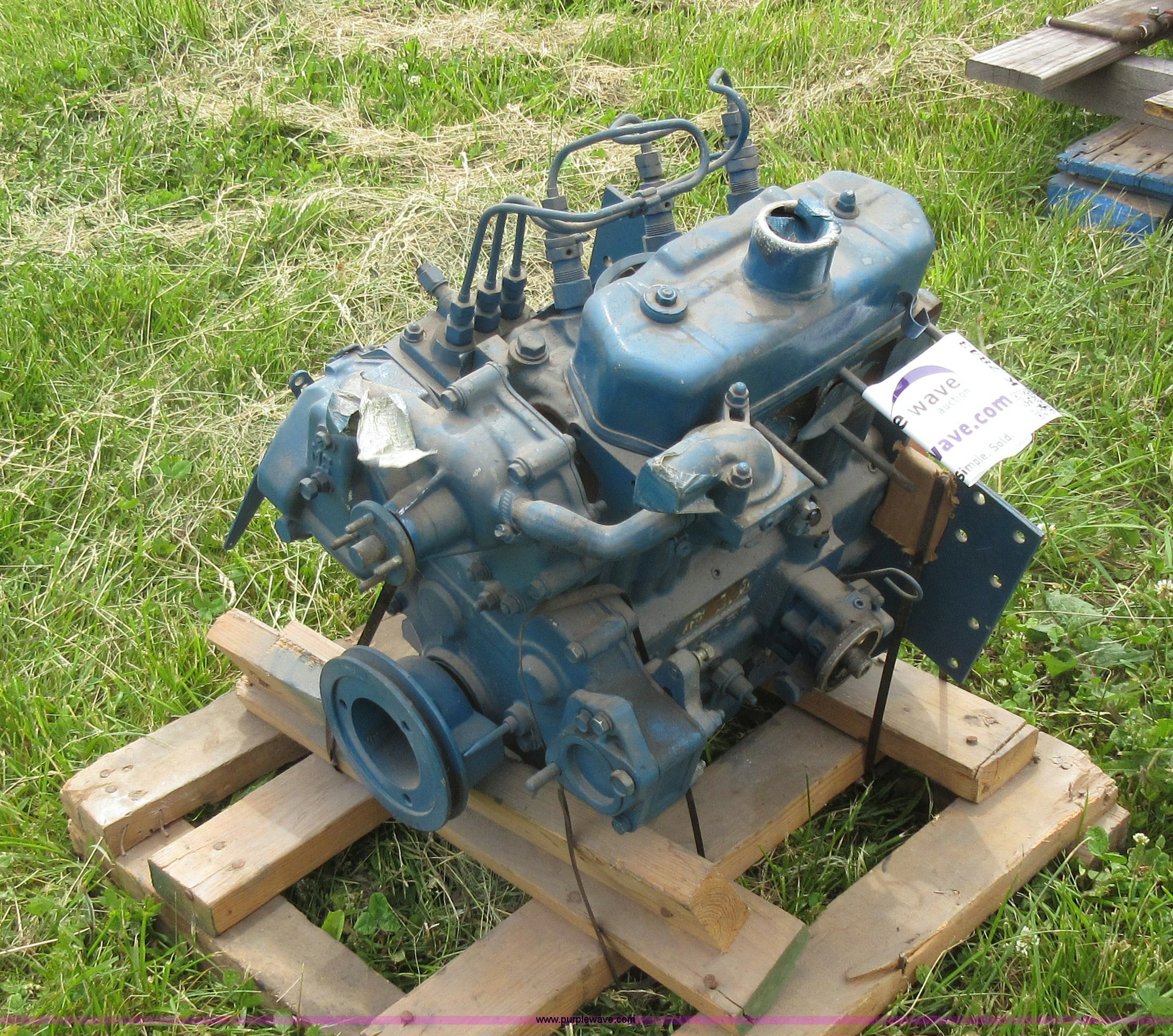 Massey three cylinder diesel engine in Leeton, MO | Item K7843 sold ...