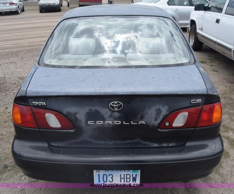 image for item K6545 1999 Toyota Corolla