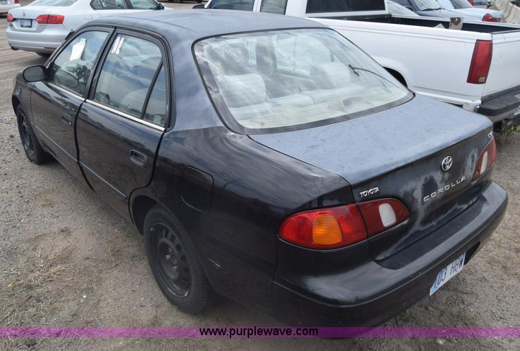 image for item K6545 1999 Toyota Corolla