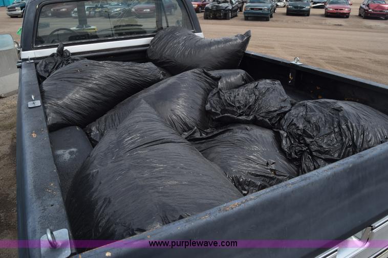 image for item K6546 1985 Chevrolet 10 pickup truck