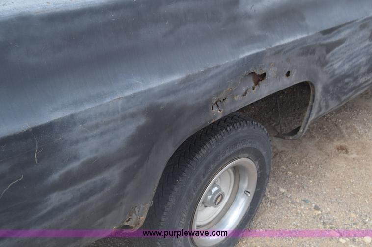 image for item K6546 1985 Chevrolet 10 pickup truck