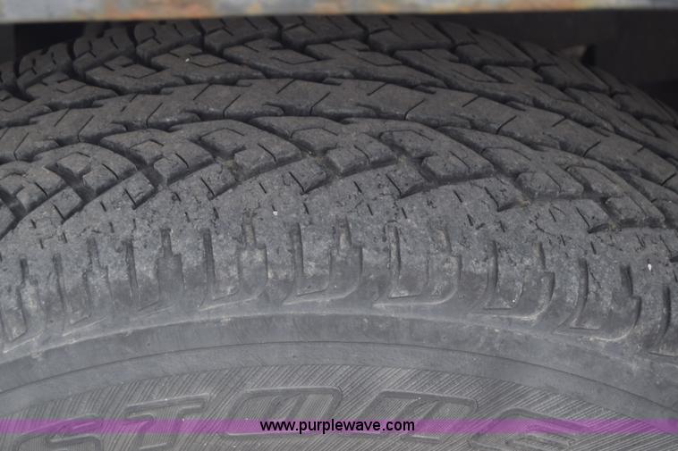 image for item K6546 1985 Chevrolet 10 pickup truck