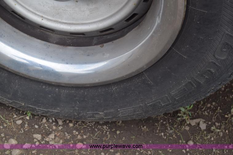 image for item K6546 1985 Chevrolet 10 pickup truck