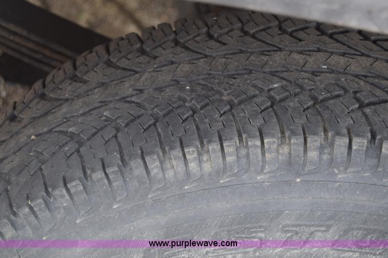 image for item K6546 1985 Chevrolet 10 pickup truck