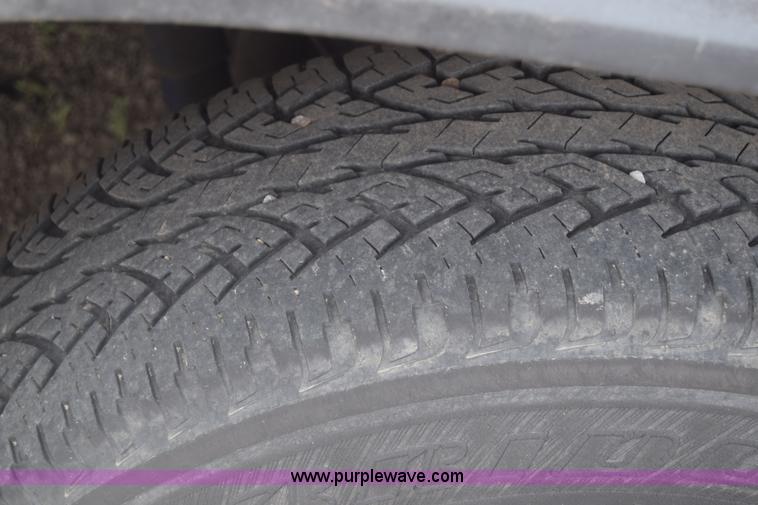 image for item K6546 1985 Chevrolet 10 pickup truck