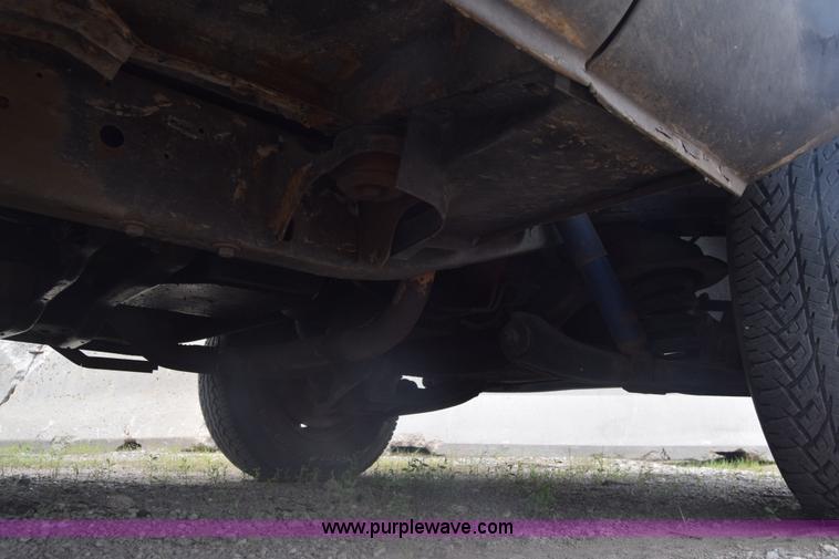 image for item K6546 1985 Chevrolet 10 pickup truck