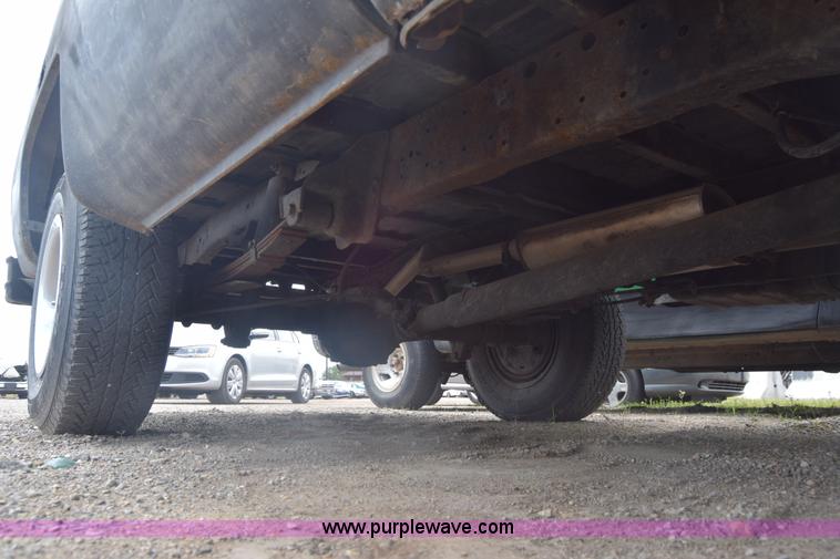 image for item K6546 1985 Chevrolet 10 pickup truck