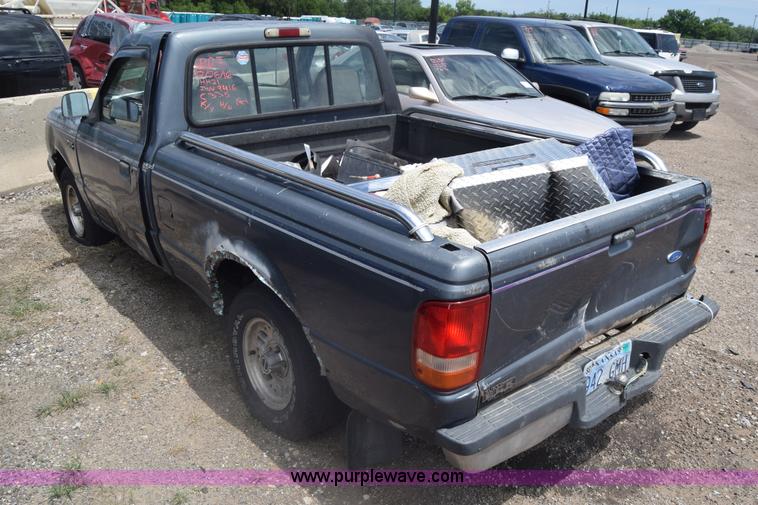 image for item K6550 1993 Ford Ranger pickup truck