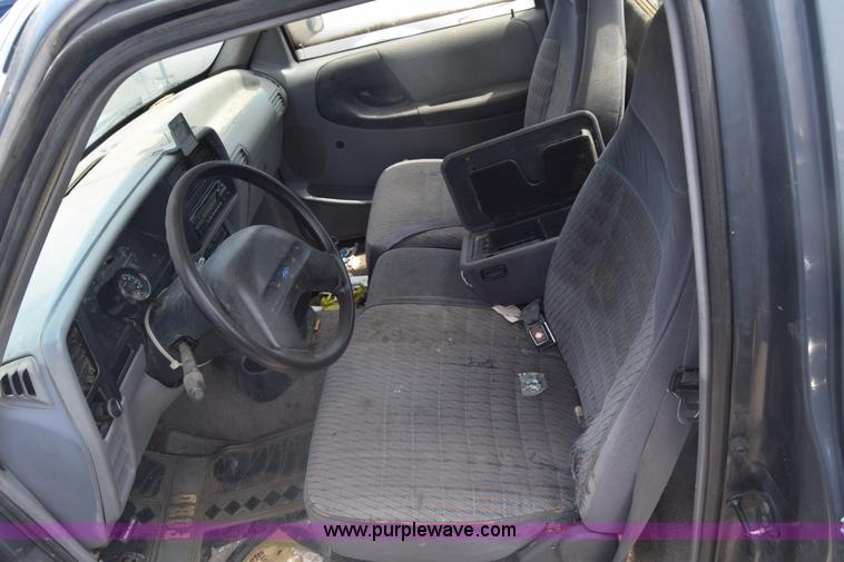 image for item K6550 1993 Ford Ranger pickup truck