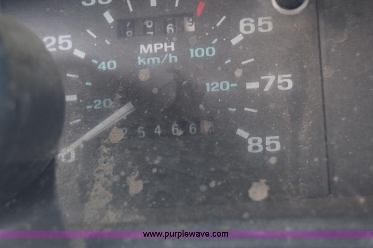 image for item K6550 1993 Ford Ranger pickup truck